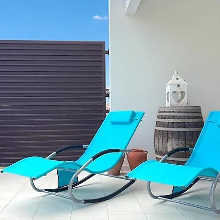 Casa Helos - *